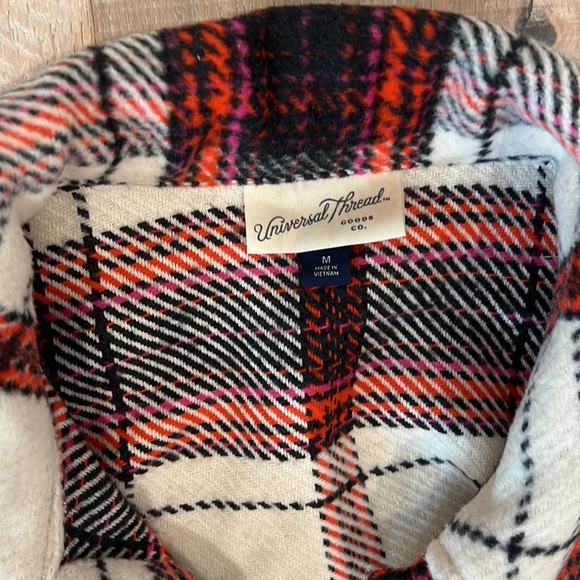 Universal Thread shacket - Picture 3 of 3